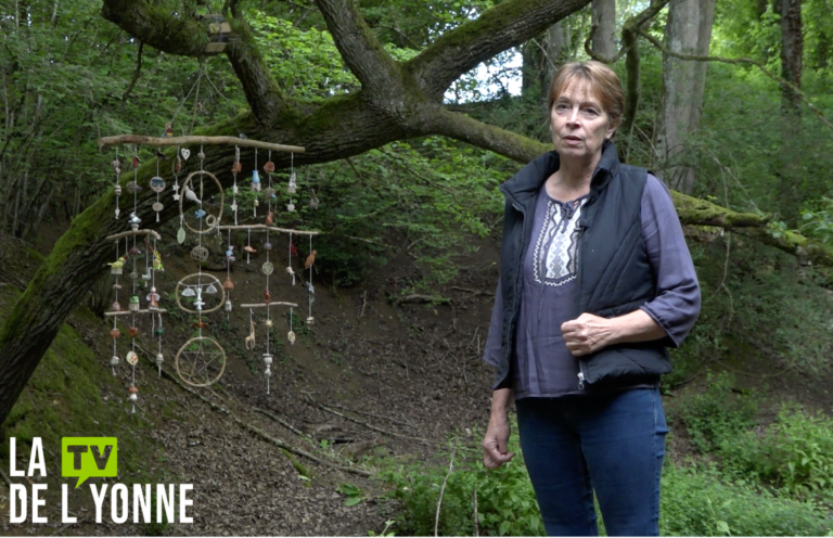 Chemin d'artiste: Perles de Sculptures par Sylvie Blanc et l'Atelier Sculpture d'Emma Couvignou