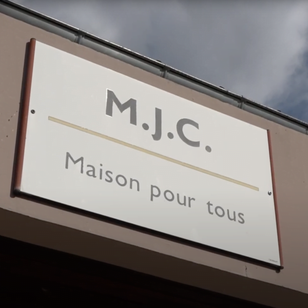 la mjc la fabrique 89 à saint clément