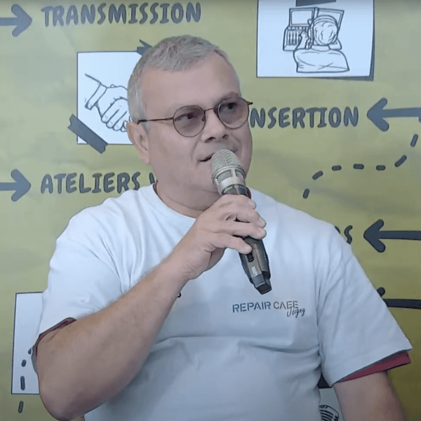 Avec le Repair Café de Joigny en direct de la Fête des Associations de Joigny !