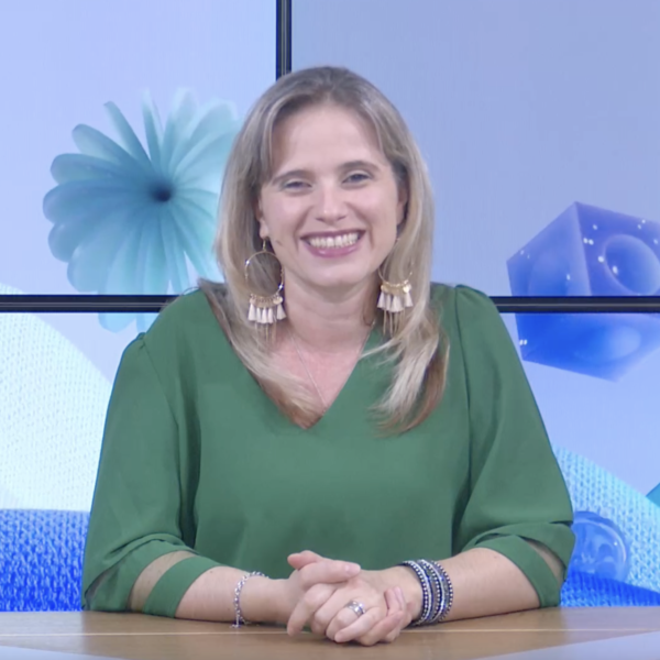 Nathalie Grimaud Mrovillez présentatrice de L'émission La Tribu Digitale émission 89% féminine, pour les femmes entrepreneuses